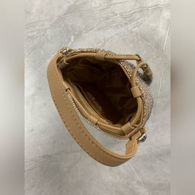 5BE090 MIUMIU Новая сумка-ведро Diamon