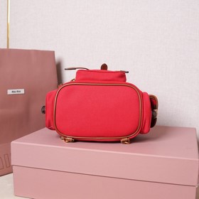 MIUMIU Новинка Рюкзак в академическом 
