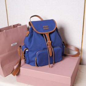 Доставка рюкзака MIUMIU Новинка： рюк