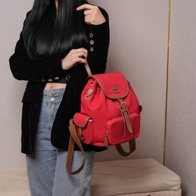 Доставка рюкзака MIUMIU Новинка： рюк