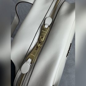 5BB182 (белый) Новая бестселлерная сум