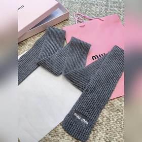 Новинка Miu： шарф Действительно отли