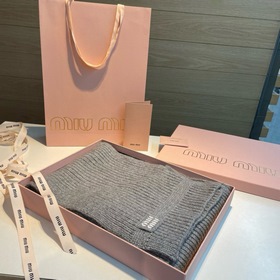 Miu Unisex Style — уютный и роскошный 