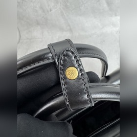 5BA303 Оригинальная винтажная сумка Mi