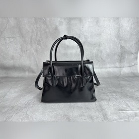 5BA303 Глянцевая сумочка из натурально