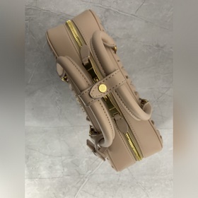 5BB148 Нитки для вышивания (телесный р