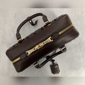 5BB148 Вышитая нить (Briar) Новая сумк