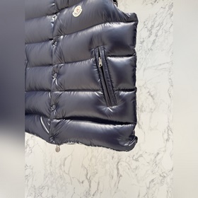 Пуховая куртка Moncler Premium Edition
