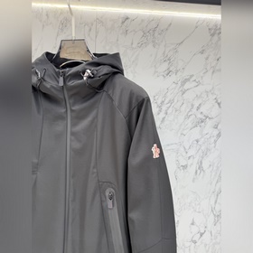 Представляем пуховую куртку Moncler 20