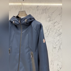 Представляем пуховую куртку Moncler 20