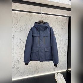 Представляем новую куртку Moncler Down