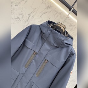 Представляем новую куртку Moncler Down