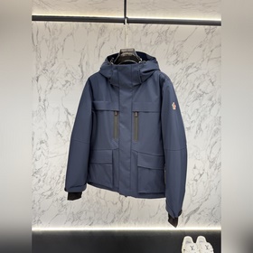 Представляем новую куртку Moncler Down