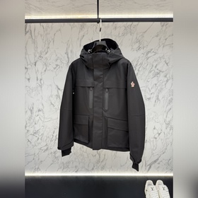 Представляем пуховую куртку Moncler 20