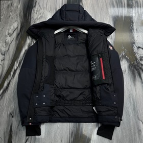 Мужская пуховая куртка Moncler с капюш