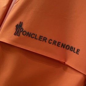 (Новинка) Модная легкая куртка Moncler