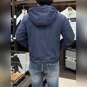Moncler Новая легкая куртка с капюшон