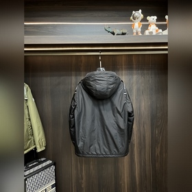 Moncler 2026 SS Pre-Fall Collection La