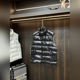 Moncler 2026 Новейшая дизайнерская пух