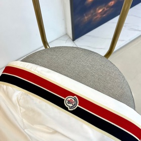 Куртка с капюшоном Moncler Cler из кол