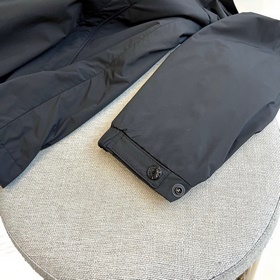 Новая куртка с капюшоном Moncler Cler 