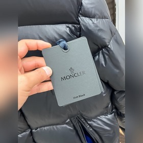 Пуховик Moncler — синие и зеленые пухо