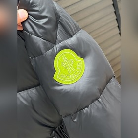 Пуховик Moncler — синие и зеленые пухо