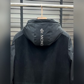 Пуховая куртка Moncler — осень/зима 20