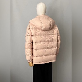 Moncler  Новые поступления  Moncle
