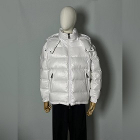 Moncler  Новые поступления  Moncle