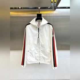 Куртка с капюшоном Moncler Cler из кол