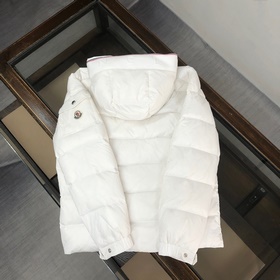 Moncler Masked Explosive New Arrival] 