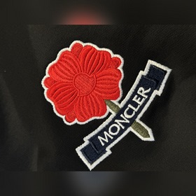 Свитшот Moncler с цветочным вышитым уз