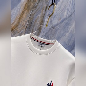 Moncler  [Новые поступления] Поста