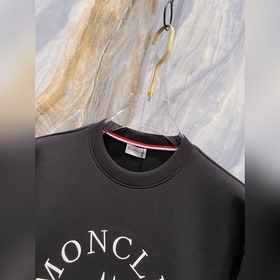 Moncler  [Новые поступления] Получ