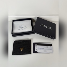 Компактный держатель для карт PRADA из