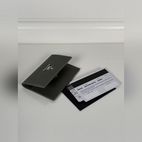 Универсальный компактный держатель для
