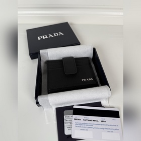 Мужской кожаный кошелек PRADA с откидн