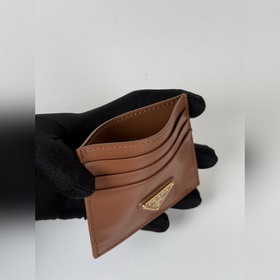 Компактный держатель для карт из натур
