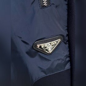 Эксклюзивные новые брюки Prada Casual 