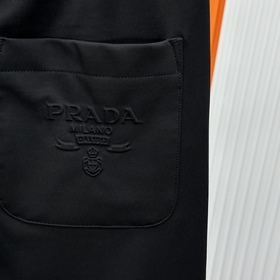 Prada Осень/Зима 2026 Новые брюки в ст