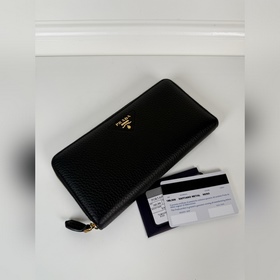 Кожаный кошелек PRADA с оленьим узором