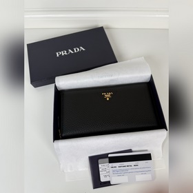 Кожаный кошелек PRADA с оленьим узором