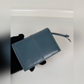 Короткий кошелек PRADA с застежкой-кно