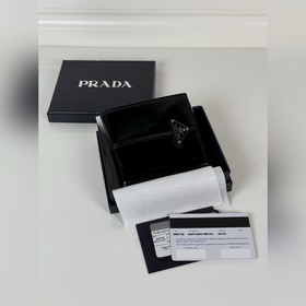 Мужской кошелек PRADA с крестообразной