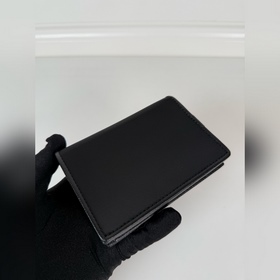 Короткий кошелек PRADA с застежкой-кно