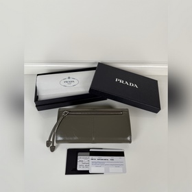 Женский кошелек PRADA с клапаном, моде