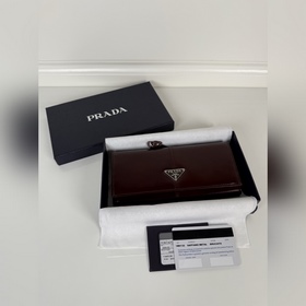 Женский кошелек PRADA с клапаном, моде