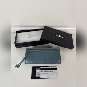Женский кошелек PRADA с клапаном, моде