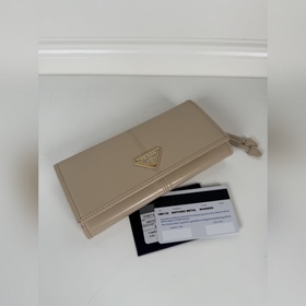 Женский кошелек PRADA с клапаном, моде